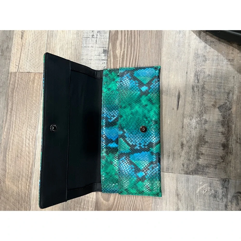 Banana Republic Green Blue Snakeskin Embossed Evening Clutch Bag Magnetic Snap